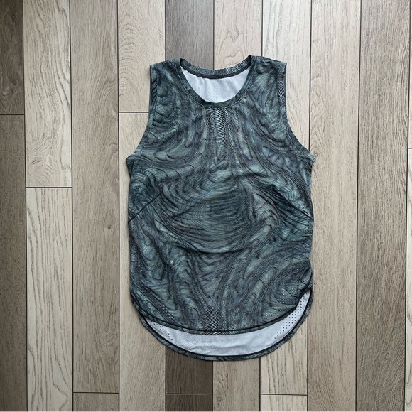 Lululemon Sleeveless Women's Top - Picture 2 of 5